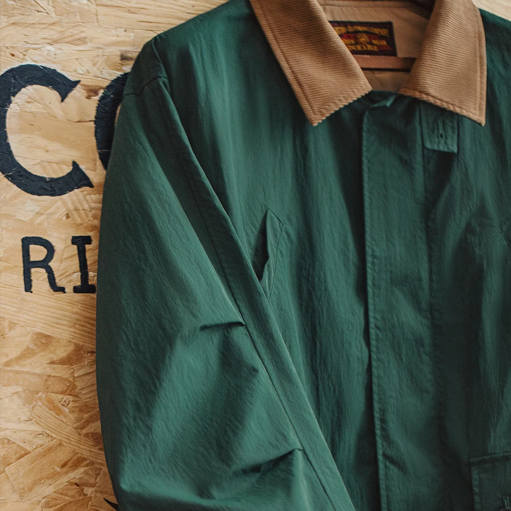 Maden Retro Green Loose Corduroy Collar Multi Pocket Safari Jacket Mens Classic Spring and Autumn Casual 250312