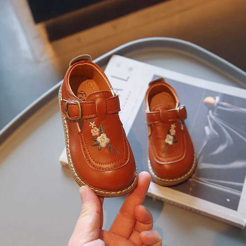 2024 Girls Baby Mary James Embroidered Floral Toddler Fall Shoes Vintage Cover Toe Comfortable Kids Shoes Z250312