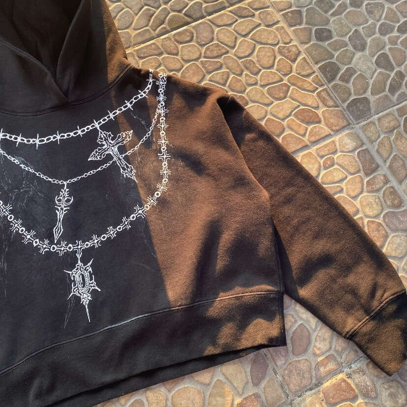 American dark print hoodie with a unique street hip-hop style and loose fitting unisex sweatshirt design