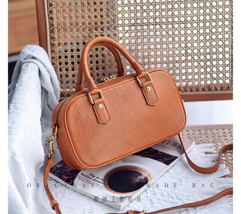 Literary vintage designer handmade genuine ladies handbag simple fashion cow leather women's brand shoulder bag