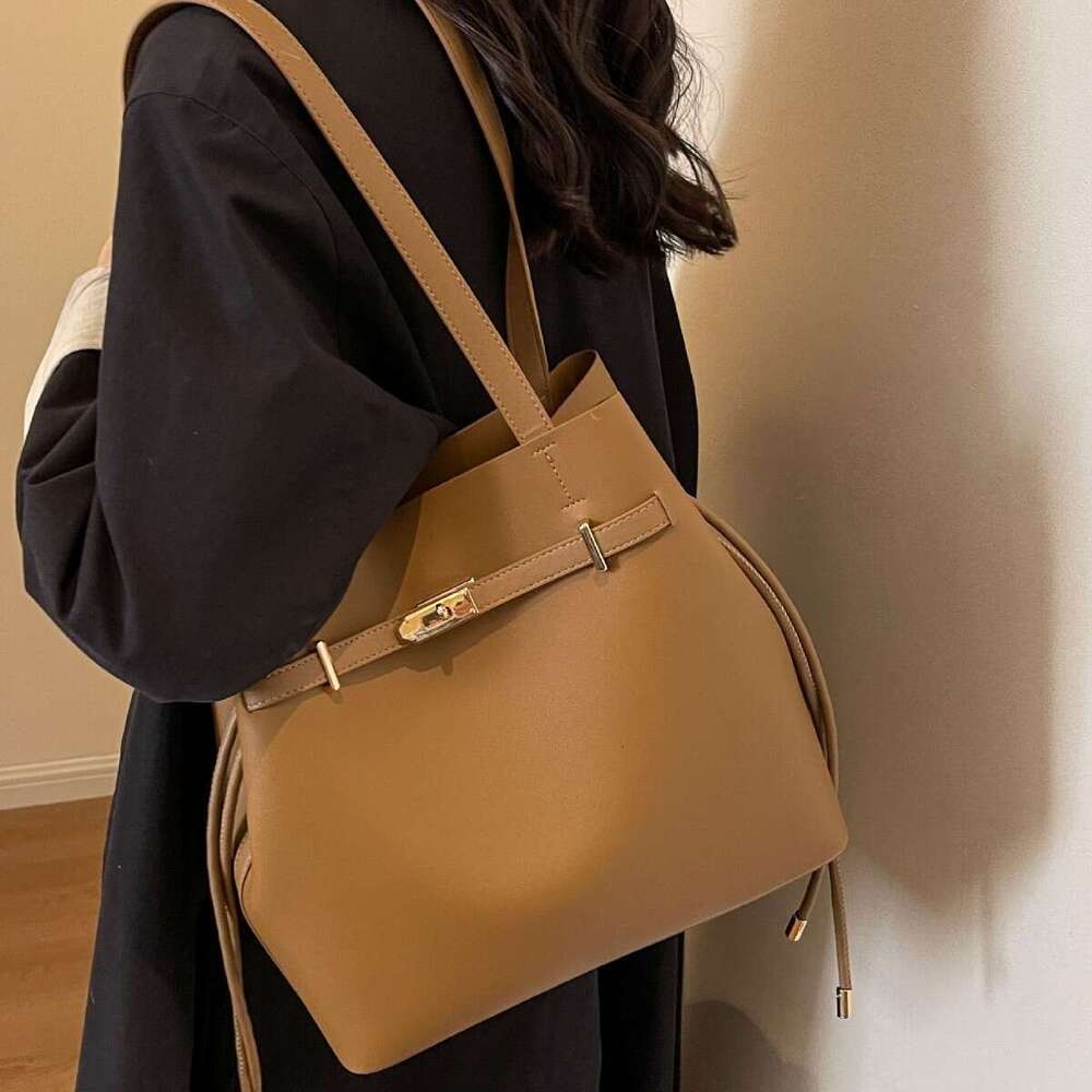 Women's Bags handbag Bucket 2024 New Simple Solid Color Handbag Versatile Fashion Shoulder Large Capacity Commuter Underarm Bag