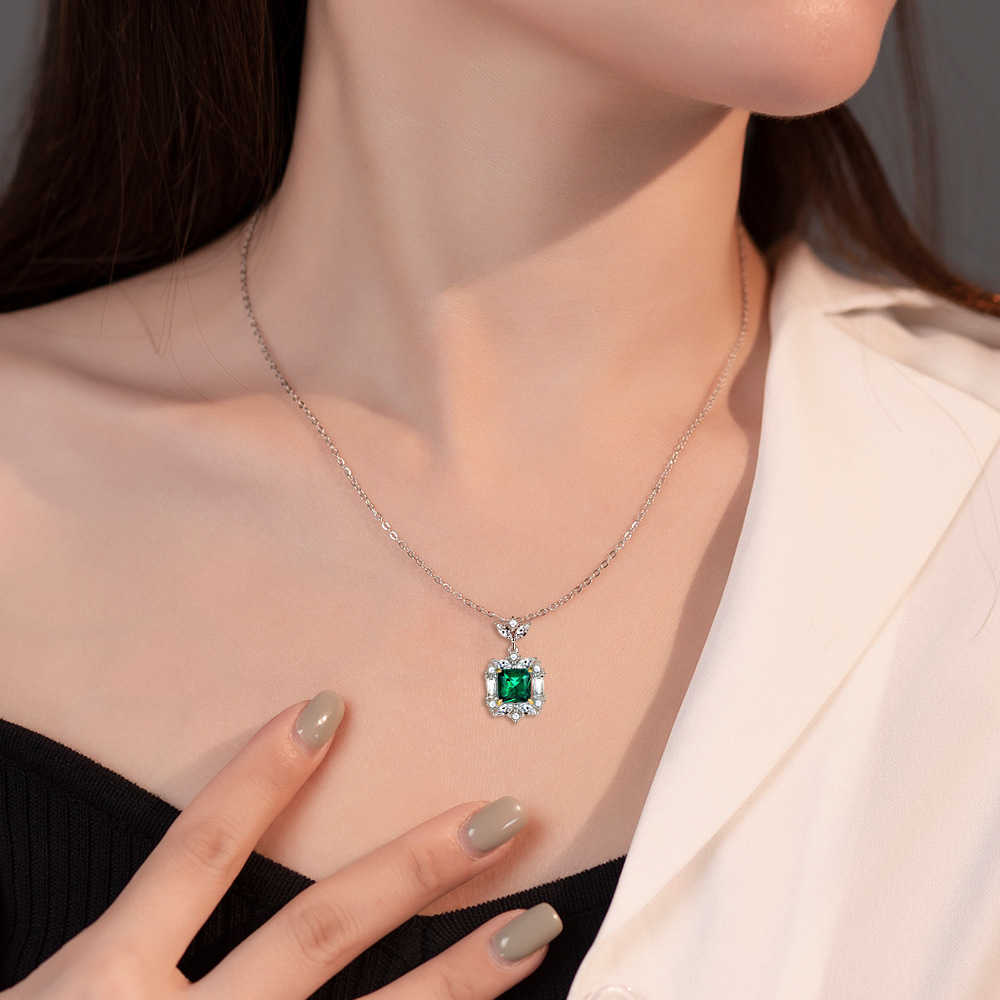 High end pure silver colorful jewelry set S925 silver ring green zircon earrings luxurious emerald necklace high-end feel W250312