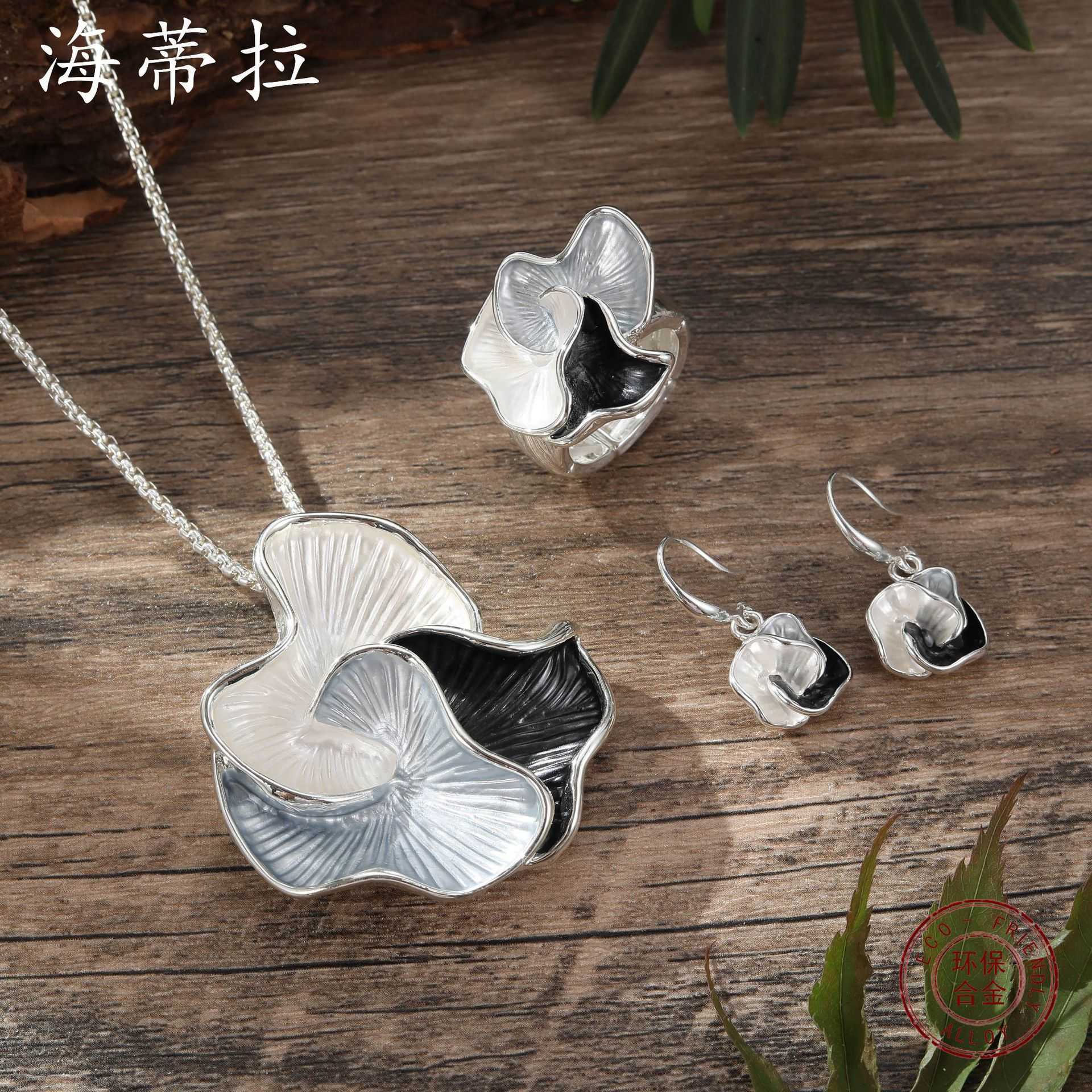 New Colored Oil Geometric Petal Earnail Ring Pendant Set for Womens Luxury Jewelry Set W250312
