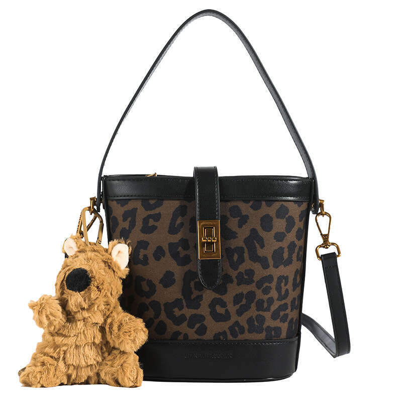 Women's Bags handbag Autumn and winter high-end handbag, casual light luxury bucket fashionable temperament bag, women's commuting shoulder 
