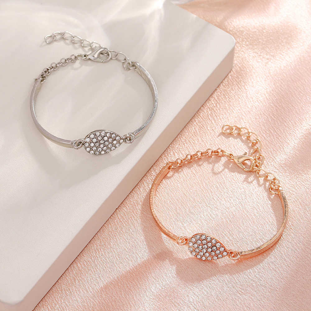 Jewelry set for women with a high-end feel diamond studded water droplet pendant necklace fashionable and versatile bracelet earrings W250312