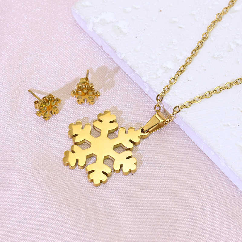 Titanium steel necklace pendant earring set snowflake shaped Christmas ornament stainless steel gift W250312