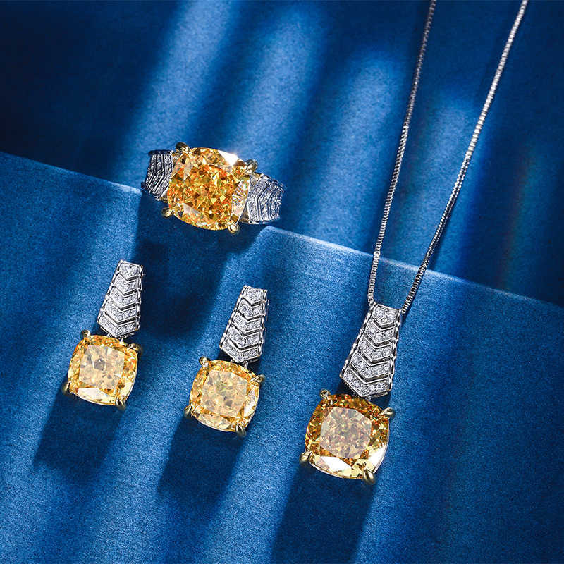 2024 New Zhuangsheng High Carbon Diamond Ice Flower Cut Copper Set with Yellow Diamond Light Luxury Set for Women 12 * 12 * 10 * 10 W250312