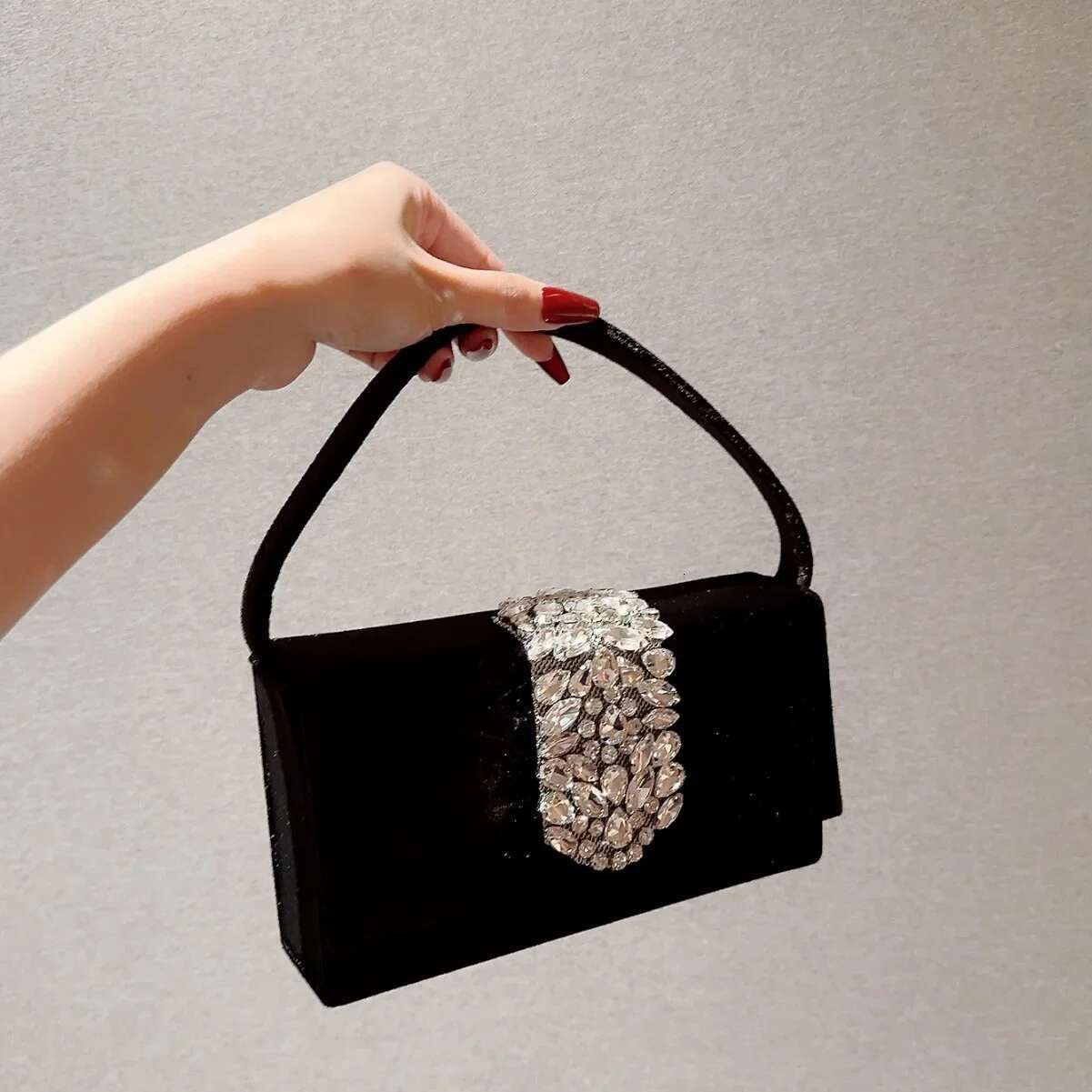 Autumn Winter New Handbags Retro Veet Blue Black Evening Bag Clutch Handle Handbag For Women Dinner Party Rhie Clutches
