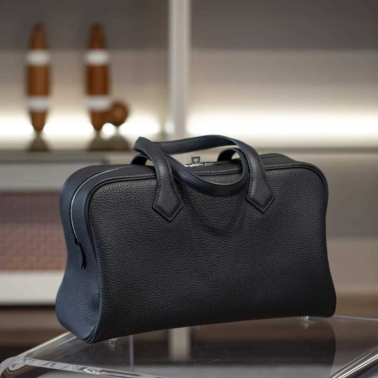 VOAETEC High Quty First Layer TC Cowhide Boston BagCommuter Travel Light Large Capacity Handbag Casual VersatileC250312