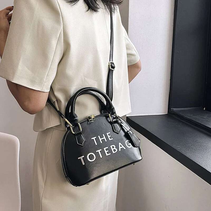 2024 New Designer Bags For Women Fashion Shell Shoulder Square Mini Tote Bag Leathe Crossbody Messenge Handbag Purse