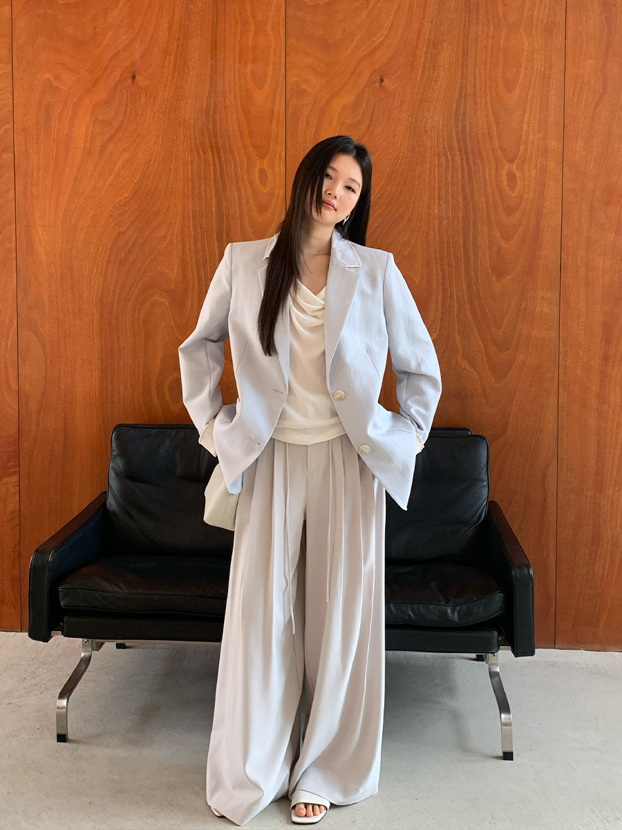 B310Premium Silk & Wool Coat Ensemble for Ladies Timeless Style for Autumnal Elegance, Soft Milky White Color