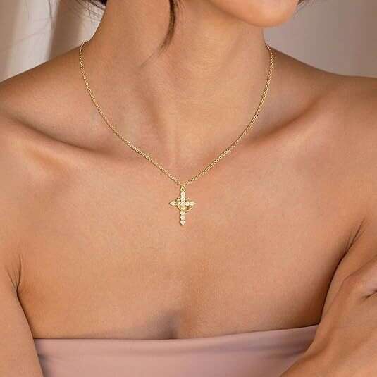 Fashionable stainless steel crown pendant with rotatable full cross zirconia necklace