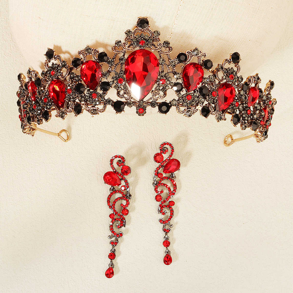 Halloween Jewelry Set for Girls Ball Dress up Baroque Red and Black Crystal Crown Earrings Two Piece Set W250312