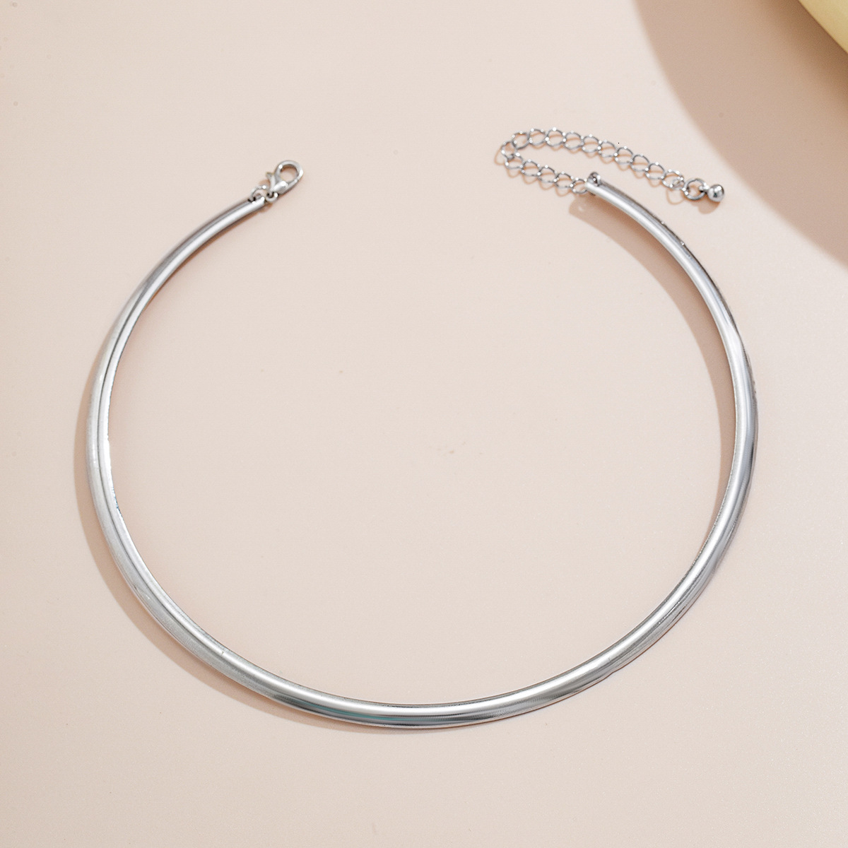 High-end Sense Niche Simple Collar Punk Smooth Ring Cold Wind Collar Jewelry for Women