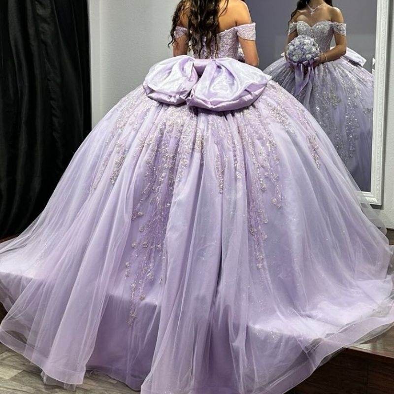 Light Lavender Mexican Quinceanera Dressess Off The Shoulder Luxury Beads Crystal Bow Tull vestido 15 Anos Corset Lace Up Sweet 16 Dress
