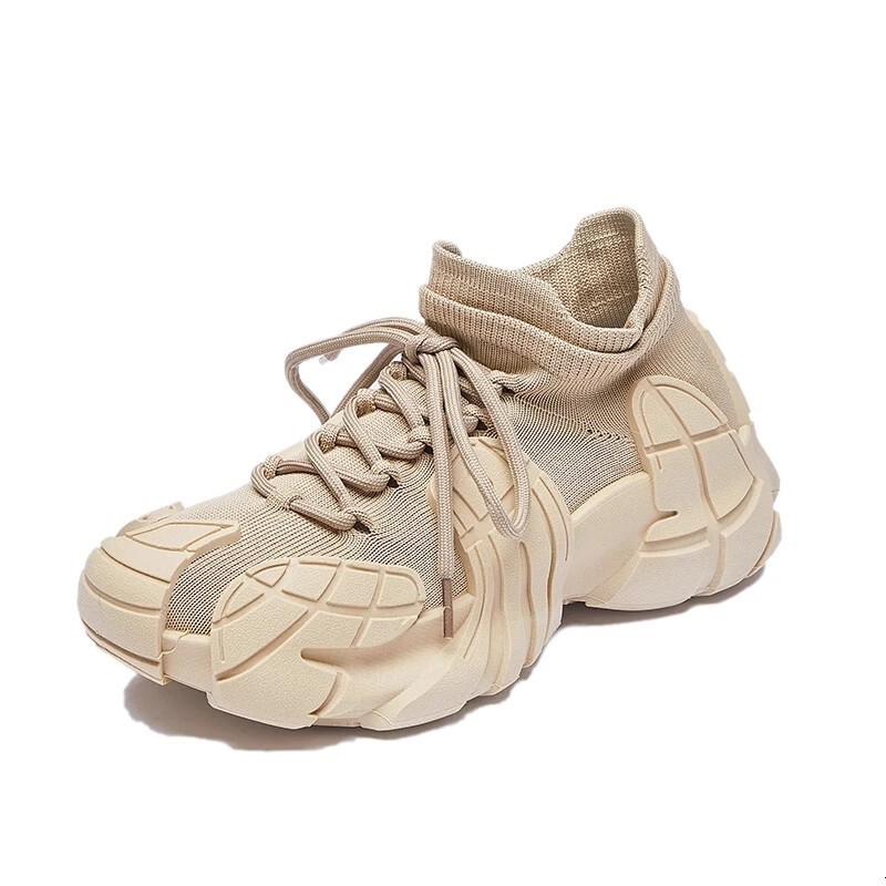 2025 New Colorful Women's Flight Weaving Shoes Designer Trendy Fashion Breathable Sports Fitness Running Leisure Korean Edition Street Photograph