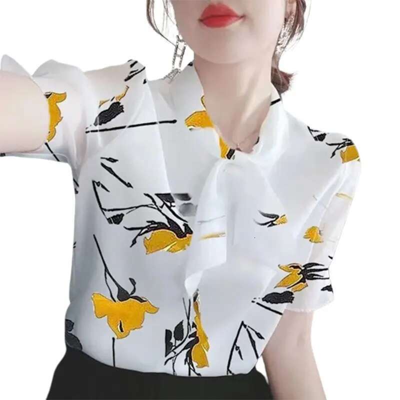 Elegant Fashion Haruku Slim Fit Female Clothes Loose Casual All Match Tops Printed Thin Style Short Sleeve Women Blouse