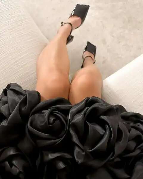Striking Black Veet Short Formal Dresses With Handmade Wer Strapless Ral Women Mini Birthday Dress