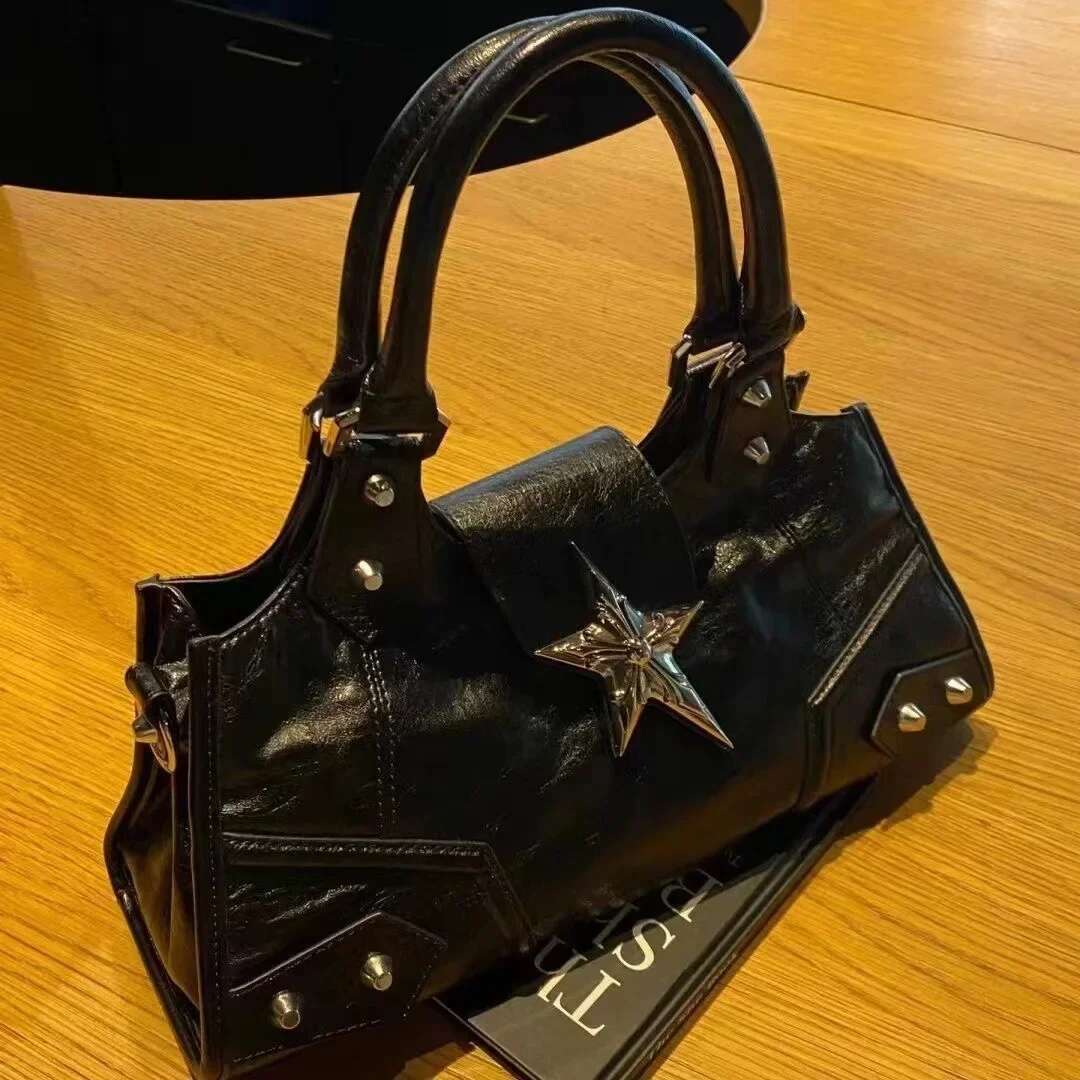 Girl Y2K Pure Black Gothic Star Hip Hop Aesthetic Retro Garbage Punk Underarm Saddle Bag Fashion Designer Wallet One Shoulder Handbag Bucket Handbag