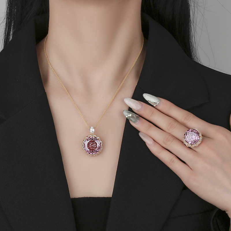 Popular explosive new Zhuangsheng copper bottom gold-plated rose cut temperament light luxury set for women 18-16m W250312