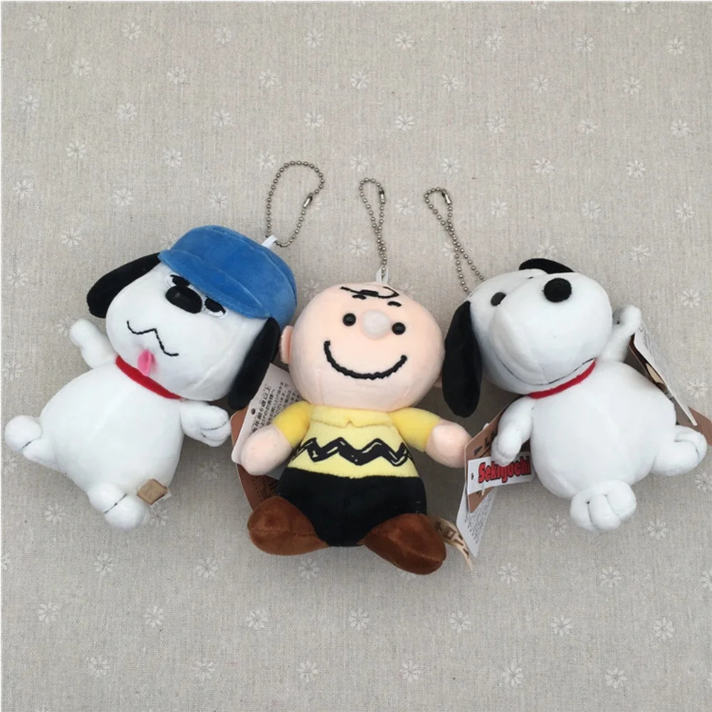 MINISO Plush Ornaments Fluff Soft Bead Chain Bag Pendant Charlie Brown Cute Stick Out Tongue Cotton Stand Dog Boy Girl 250311