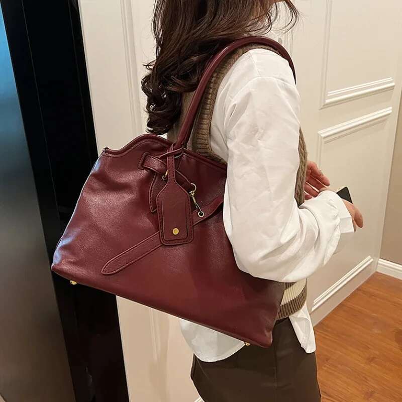 High Quality PU Leather Retro Women s Handbag 2025 Winter Trend New Designer Fashion Y2K Women s Mini Bag Travel Shoulder Crossbody Bag Wallet Storage