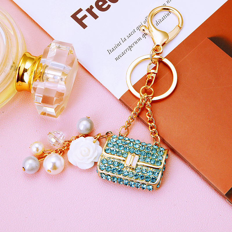 Luxury Women's Car Key Holder with Sparkling Diamond Details - Stylish Bag Pendant