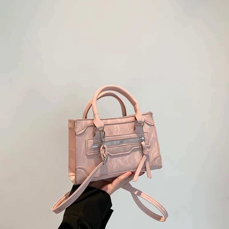 Ladies Fashion Solid Color Mini Handbag Trendy Designer High Quality Leather Crossbody Bag Light Luxury Casual Lipstick Wallet Storage Bag 2025S New E