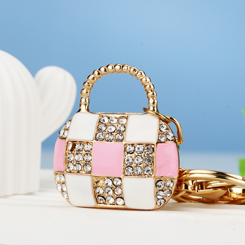 Sophisticated Lady's Metal Keychain Ring: Sparkling Diamond Pendant Ideal for Bags & Vehicles