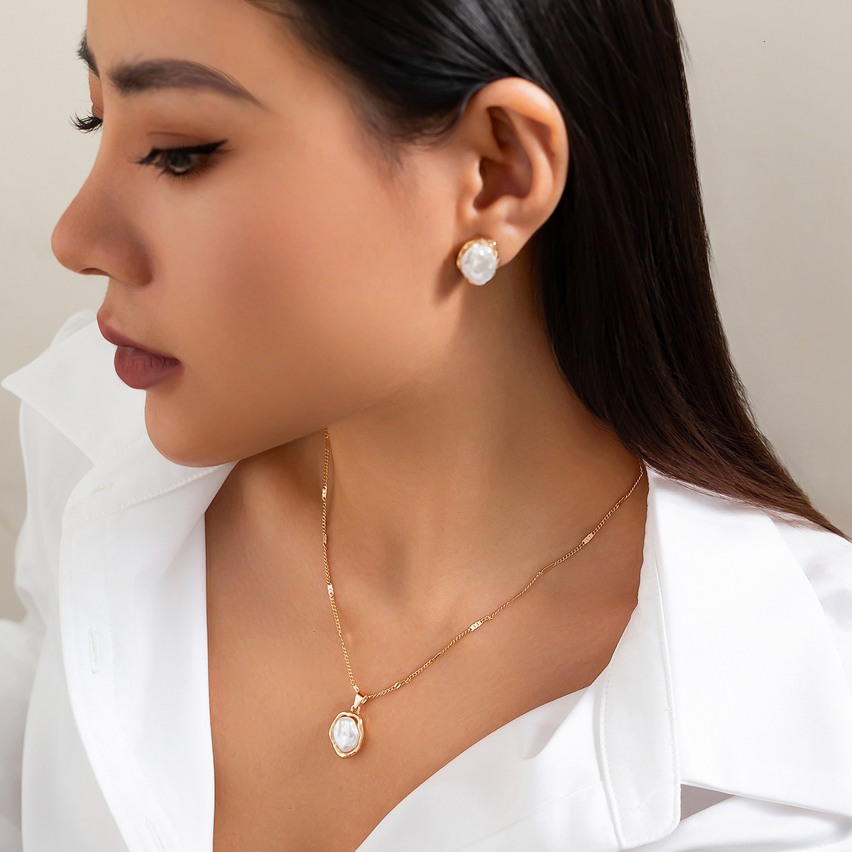 Temperament Imitation Pearl Pendant Necklace Jewelry Women's High Sense Earrings Necklace Set Jewelry for Women