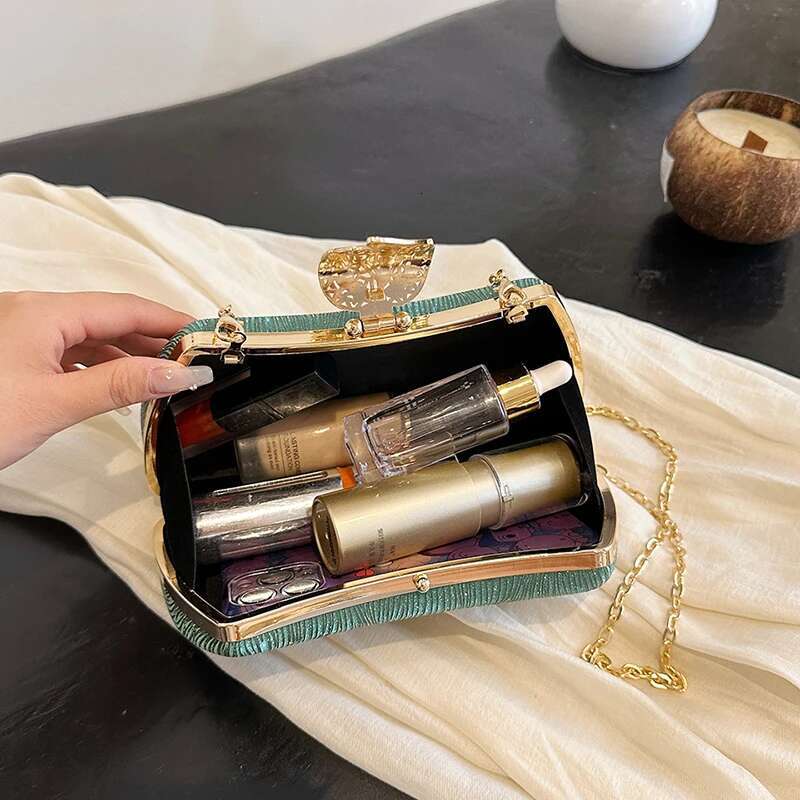 New Fashion Vintage Textured Clip-On Clutch Dinner For Events Chain Crossbody Shoulder Bag