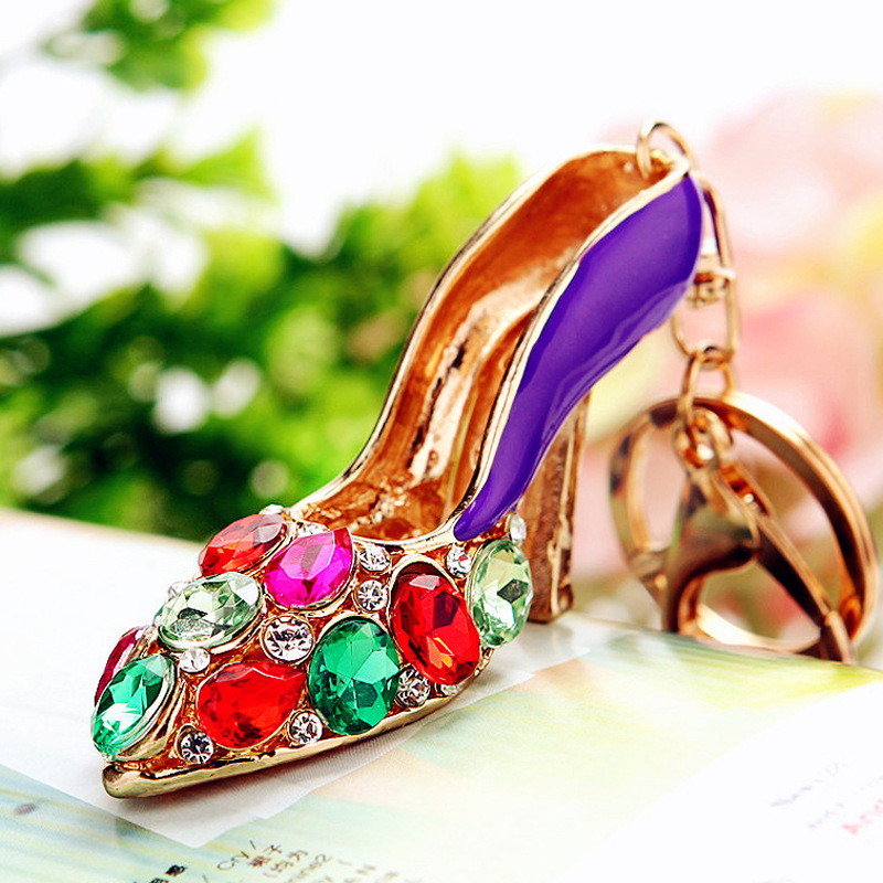 Elegant Ladies' Metal Keychain with Sparkling Diamond Accents - Ideal for Car Keys & Shoe Decoration