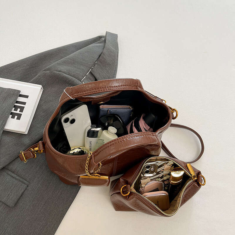 Women's Bags handbag Handbag autumn and winter high-end niche new fashionable texture soft leather crossbody casual commuting bag