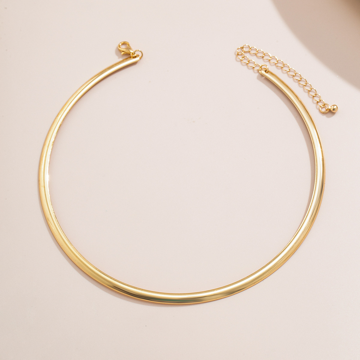 High-end Sense Niche Simple Collar Punk Smooth Ring Cold Wind Collar Jewelry for Women
