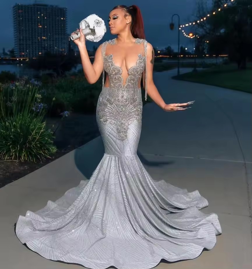 Sier Beaded Mermaid Prom Dresses 2025 Sheer Neck Plus Size Formal Evening Ocn Gowns For Black Girl Vestidos De Novia