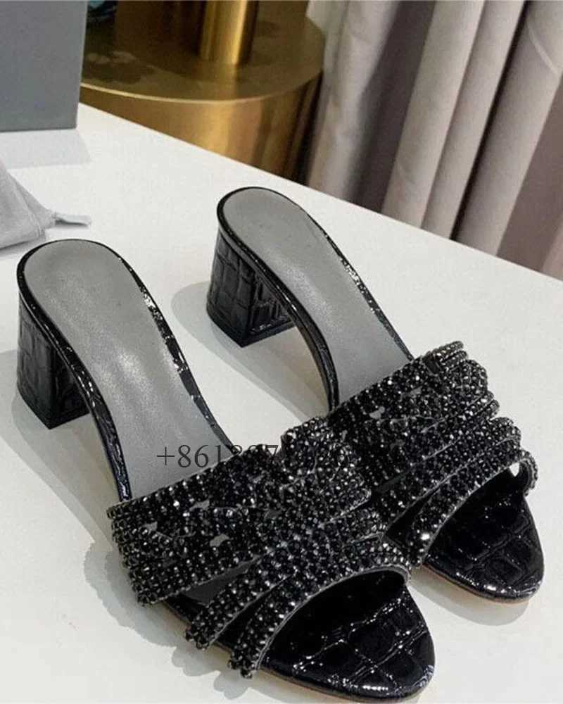 Stone pattern circular toe outdoor summer womens slider with rhinestones thick boots or flat slider designed for large shoes Z250312