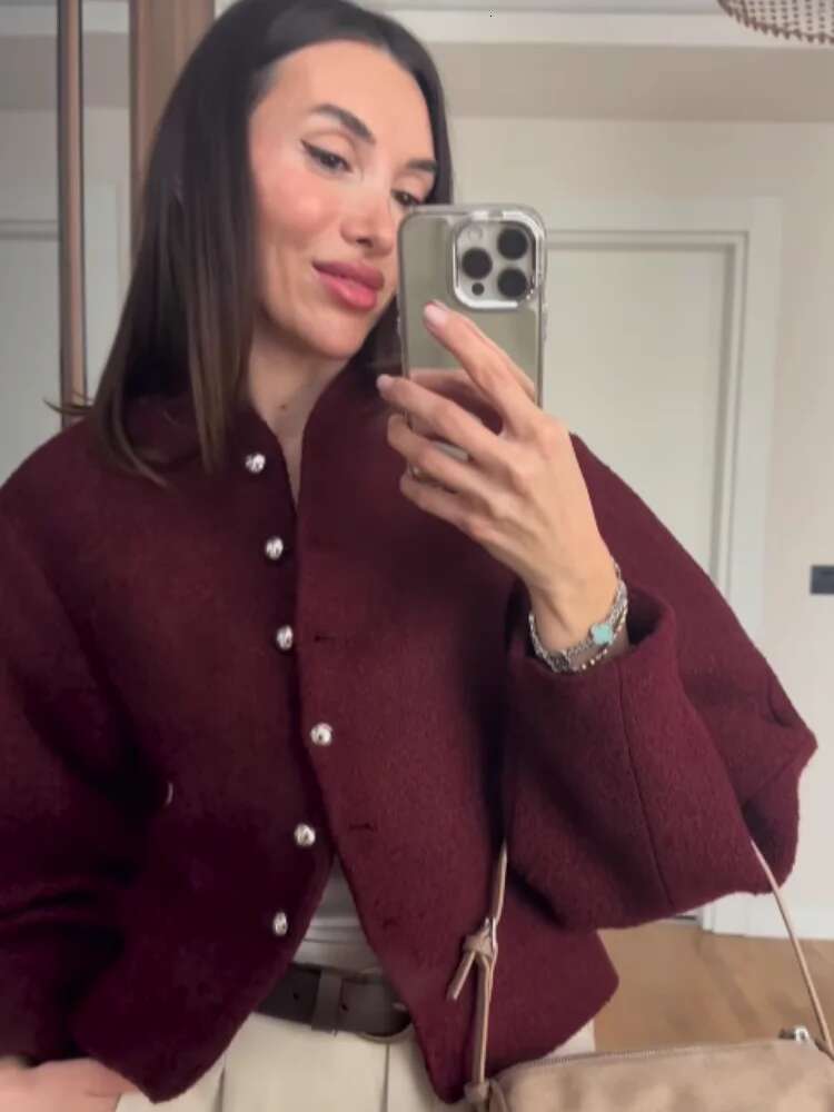 Elegant Round Neck Full Sleeve Split Slim Cropped Jacket Women Fashion Single Breasted Short Coat 2025 Lady New Spring Outwear