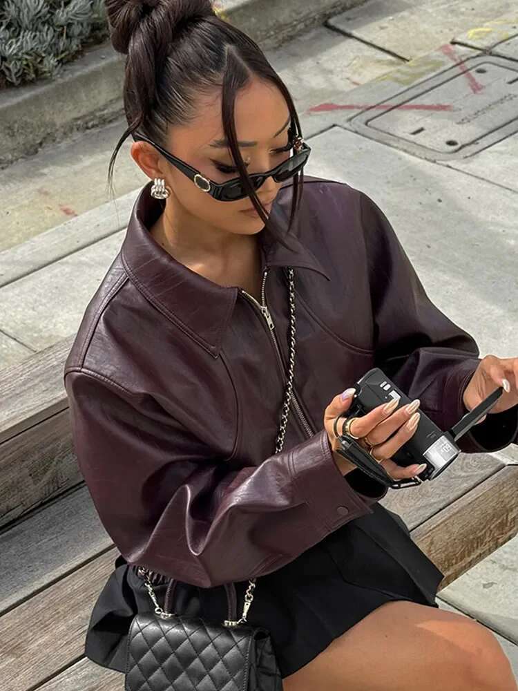 Retro Solid Lapel Zipper Leather Jacket Fashion Bury Full Sleeves Pocket Short Coat 2025 New Woman High Street Outerwear
