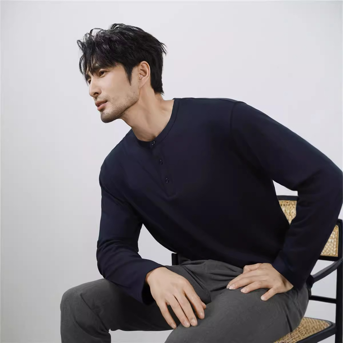 collar long sleeved base shirt men's T-shirt round neck autumn interior casual trendy top solid color new style tracksuit polo
