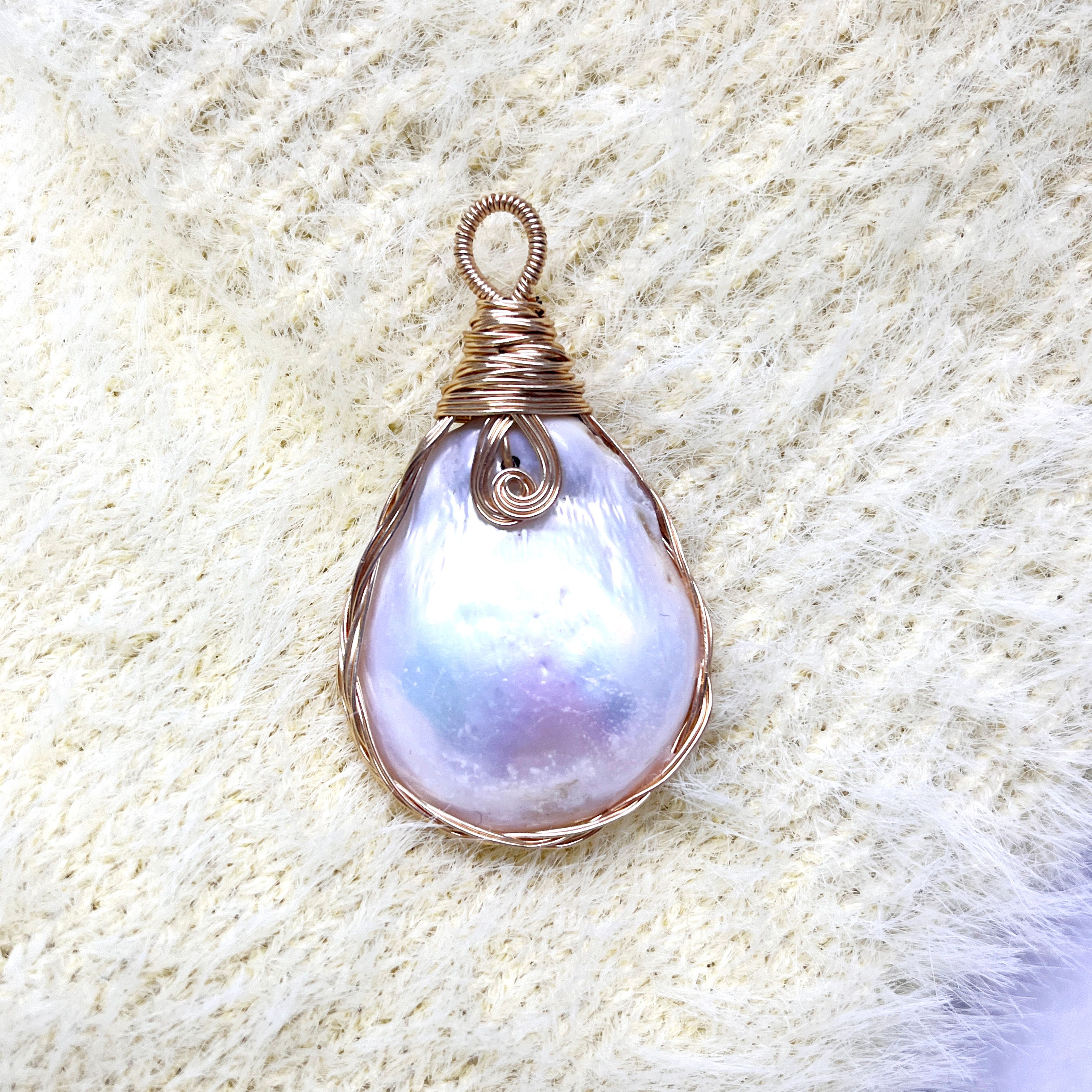 Baroque Natural Pearl Necklace with Elegant Jewelry Pendant