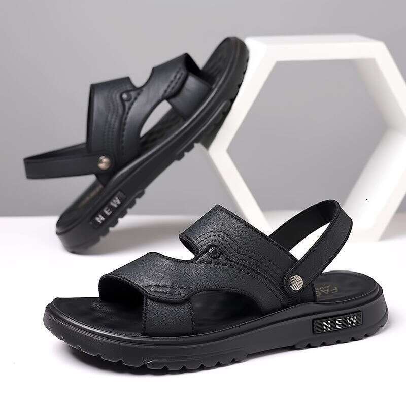 Men's Sandals 2025 New Summer Anti slip and Wear resistant External Slippers Casual Dad Beach Shoes Trendy One Piece