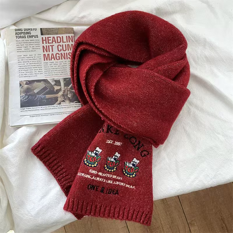 K106 Japanese style cute bear embroidery wool cartoon scarf for women autumn and winter warm student couple versatile knitted scarf