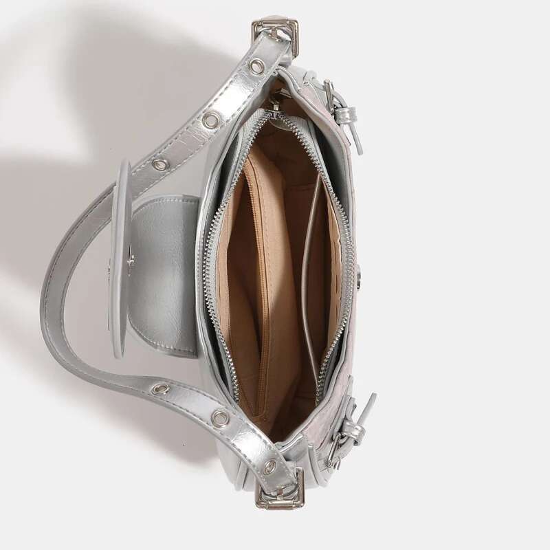 Half Moon Shaped Y2k Women s Armpit Bag Designer Fashion Handbag Wallet 2025 New Trend Rivet Decoration Crossbody Bag Casual Mini Storage Bag