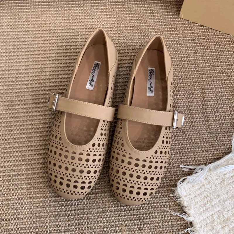 SUOJIALUN Spring Women Flat Shoes Fashion Hollow Round Toe Ladies Elegant Loafer Shoes Soft Flat Heel Outdoor Boat Shoes 250312