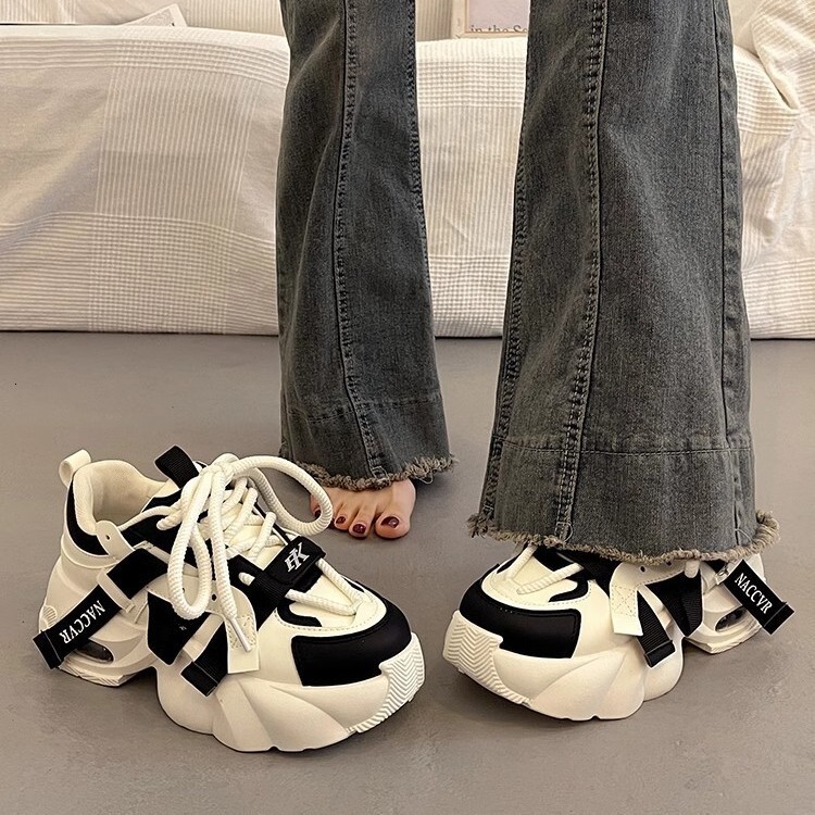 2025 New Thick Bottom Designer Trendy Fashion Spring/Summer Korean Style Height Increasing Multi functional Women's Shoes