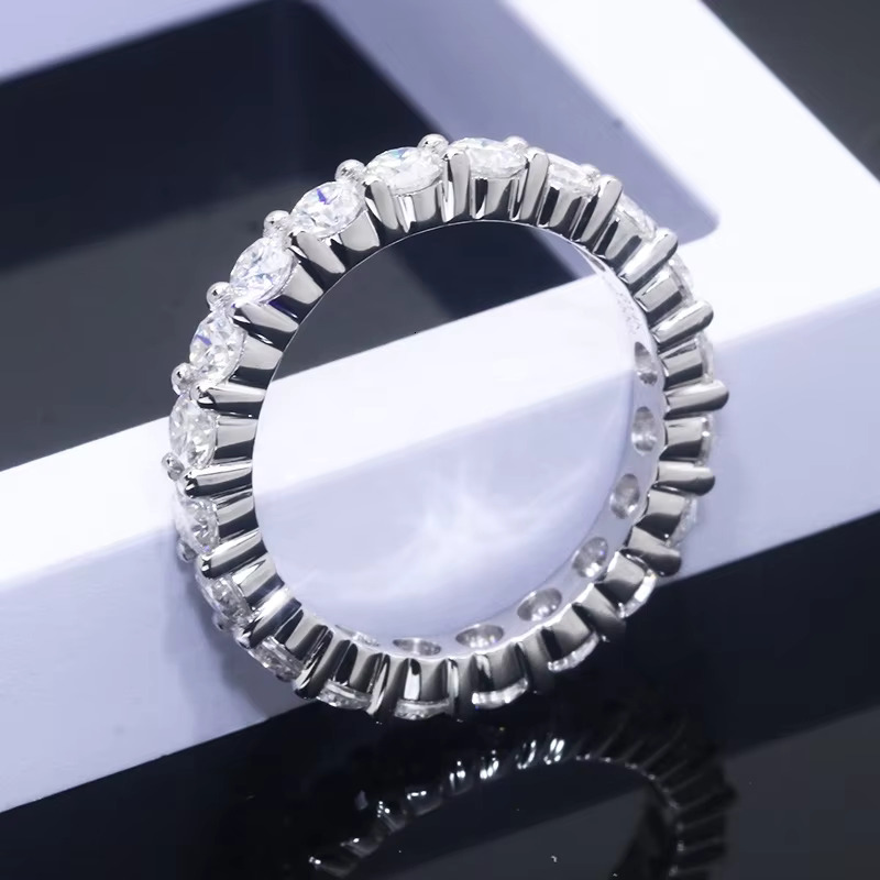 Elegant Moissanite Engagement Ring White D Round Shape Colorless Moissanite Ring Eternity Band 14K Solid Gold Moissanite Ring