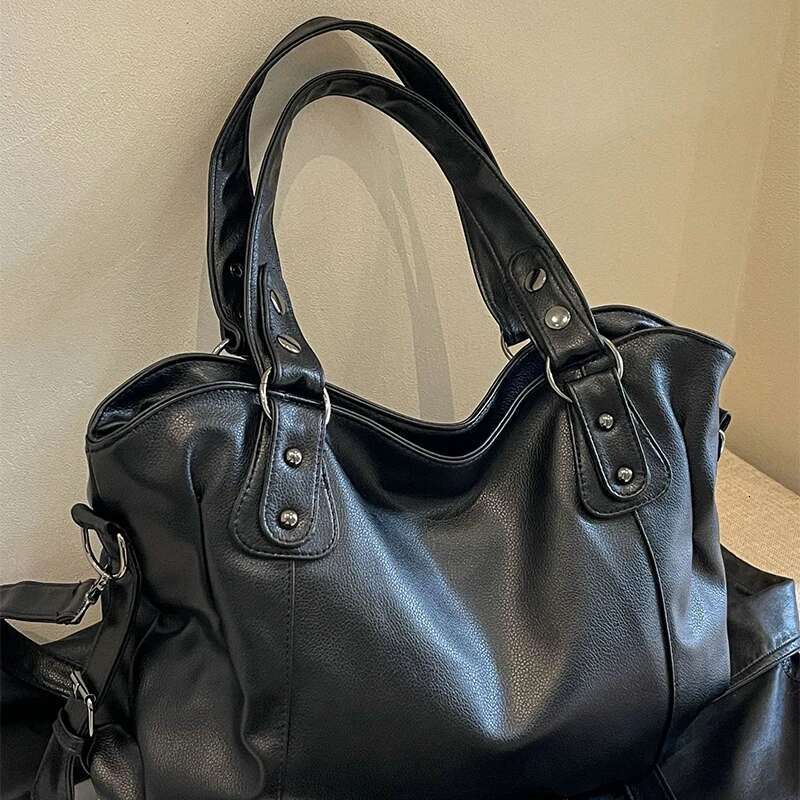 Retro Roomy Shoulder Female Black Classic Crossbody Crocodile Pattern Large Capacity Style Soft Leather Tote Bag
