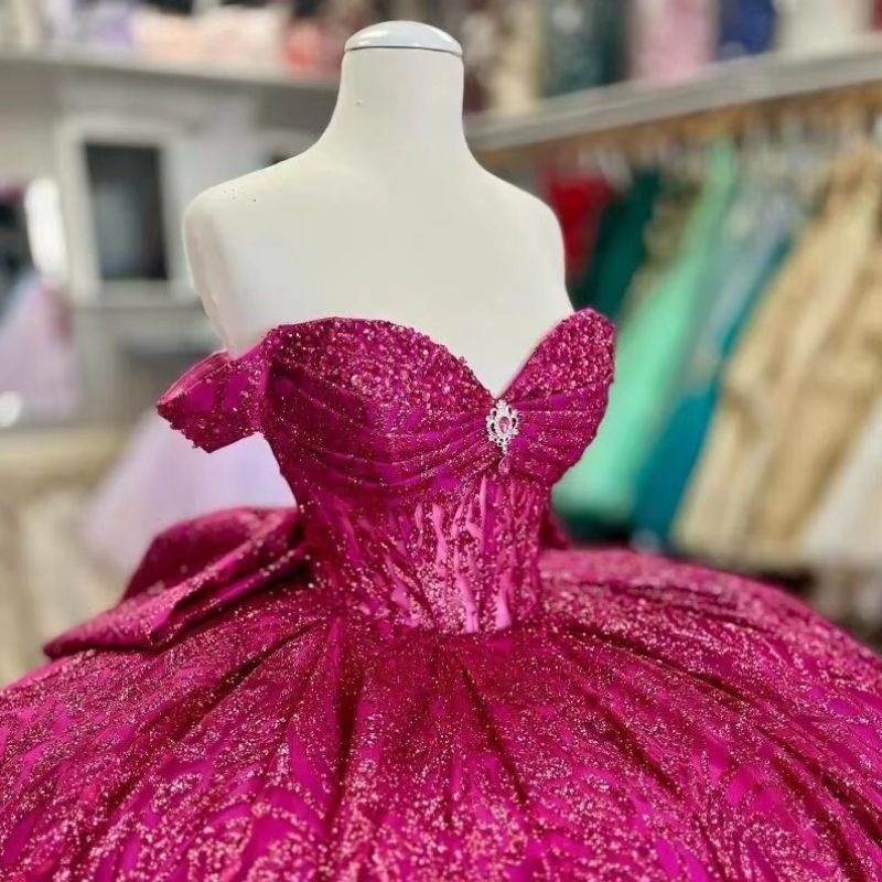 Rose Red Glitter Quinceanera Dresses Ball Gown Off The Shoulder Beading Crystal Sequined Applique Tull Corset Vestidos 15 De XV Anos Sweet 16 Dress