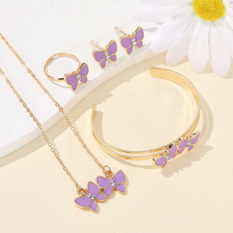 2024 New Jewelry Personalized Drip Oil Butterfly Bracelet Temperament Zinc Alloy Handpiece W250312