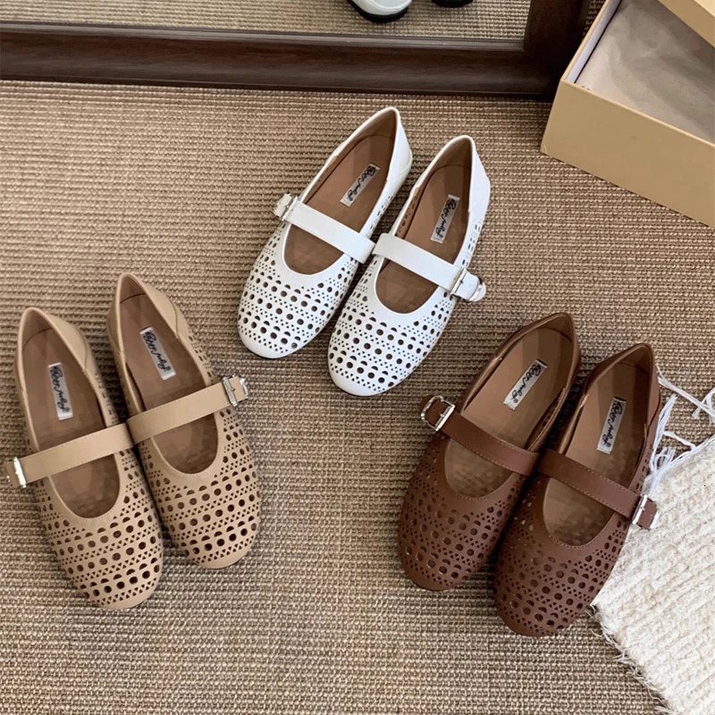 SUOJIALUN Spring Women Flat Shoes Fashion Hollow Round Toe Ladies Elegant Loafer Shoes Soft Flat Heel Outdoor Boat Shoes 250312